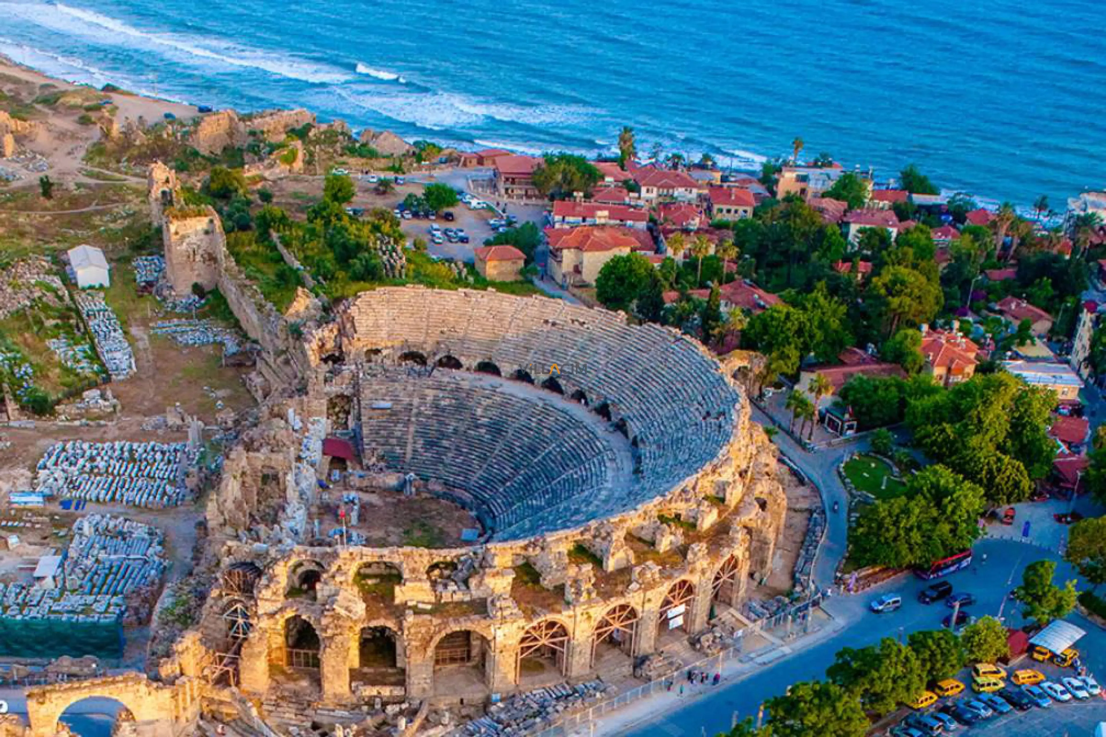 Side Reiseführer: Antike Stadt und Strände