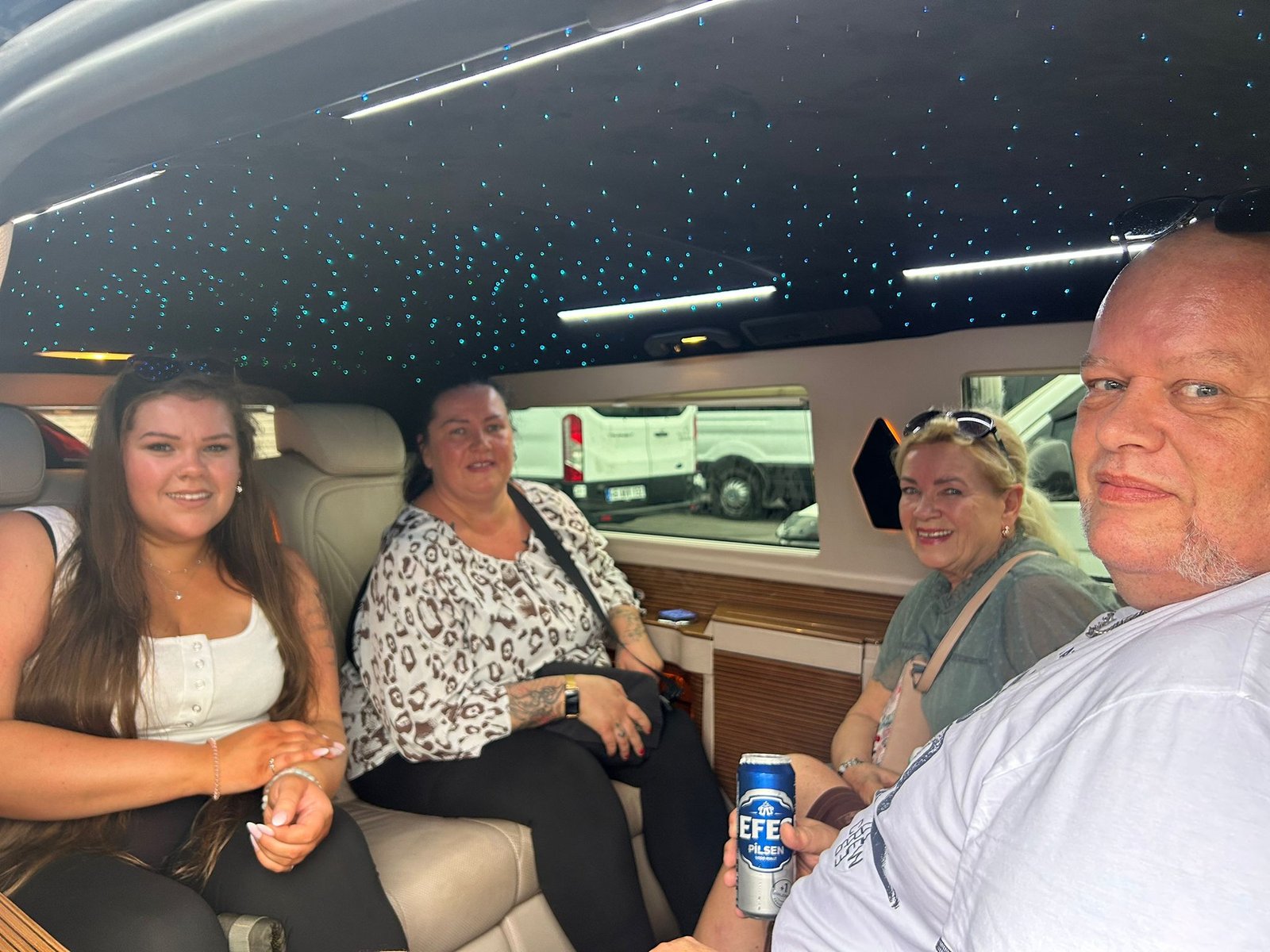 Antalya Flughafen Transfer – Egece VIP Privattransfer mit Mercedes Vito