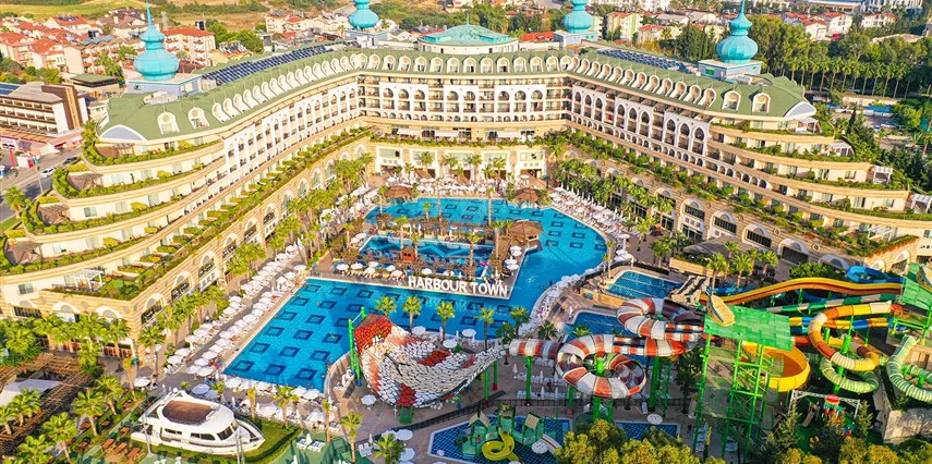 CRYSTAL SUNSET LUXURY RESORT&SPA SIDE